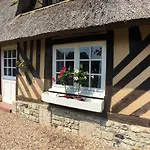 La Romance Et La Romanesque Bed & Breakfast Berville-sur-Mer