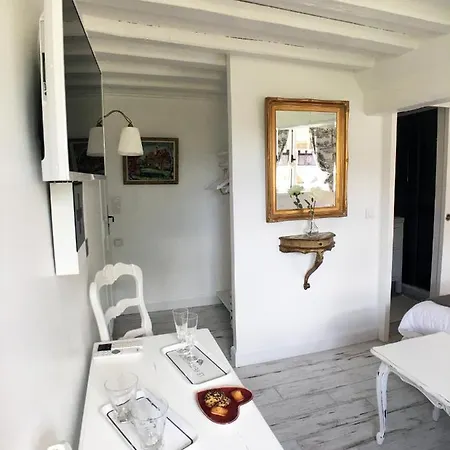 Bed & Breakfast La Romance Et La Romanesque
