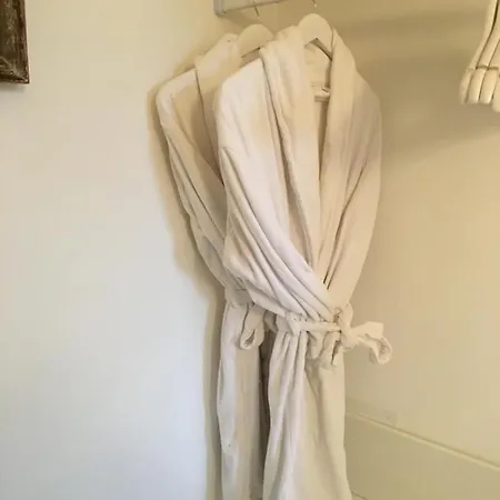 Bed & Breakfast La Romance Et La Romanesque