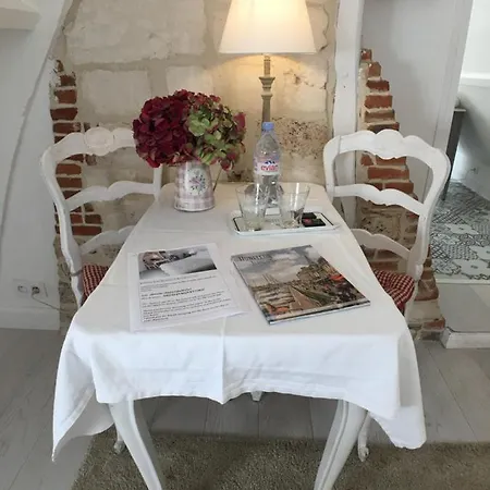 Bed & Breakfast La Romance Et La Romanesque 3*