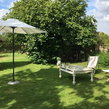 Bed & Breakfast La Romance Et La Romanesque Berville-sur-Mer