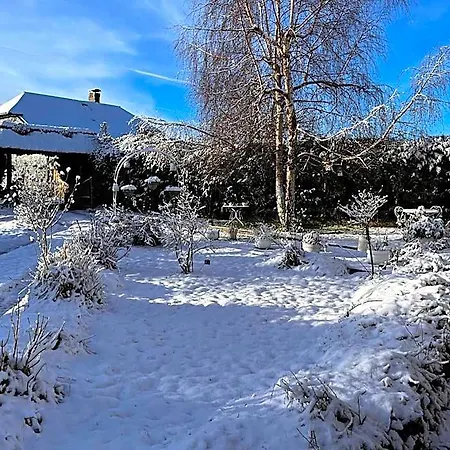 La Romance Et La Romanesque Bed & Breakfast