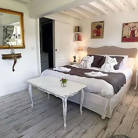 Bed & Breakfast La Romance Et La Romanesque 3*