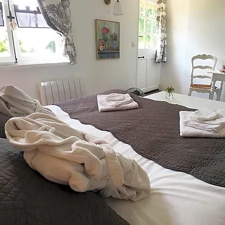 La Romance Et La Romanesque Bed & Breakfast Berville-sur-Mer